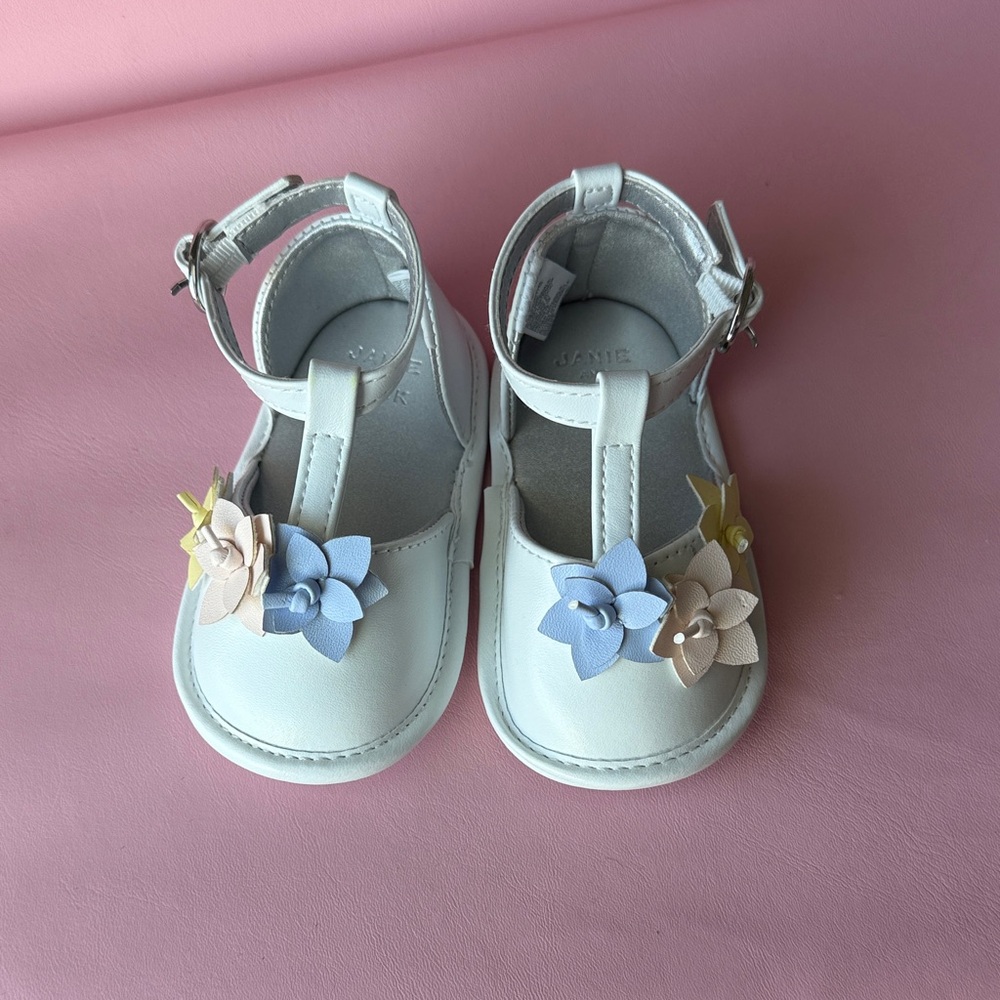 Janie and Jack baby girl Sandals with Floral Accents 6-12months